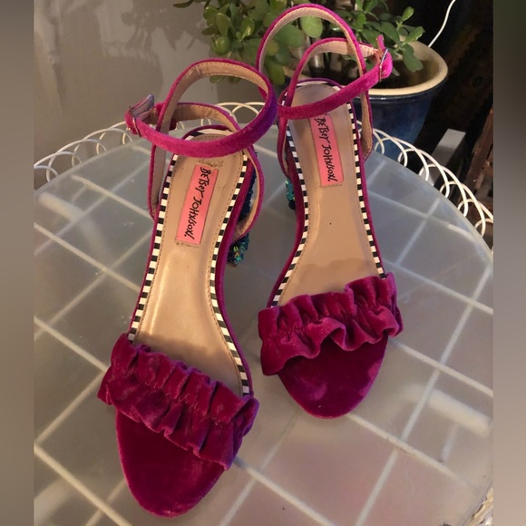 Betsey Johnson Shoes - Betsey Johnson Iliana fuchsia and sequin chunky heels